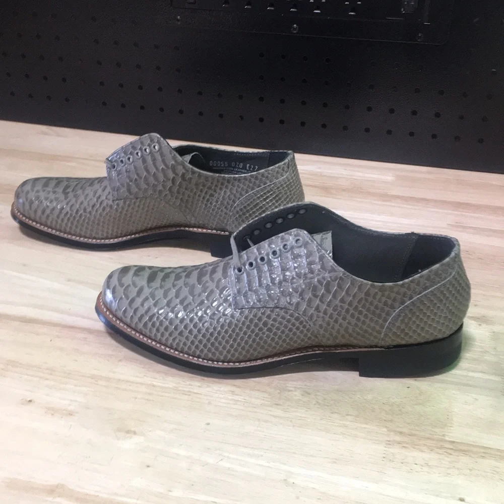 Stacy Adams Men’s Gray Snake-Texture Dress Shoes